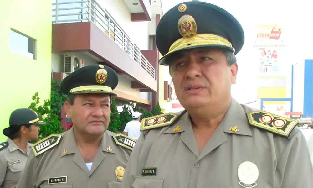 Martín Espinal prófugo de la justicia: evade orden de captura y se esconde tras vacancia