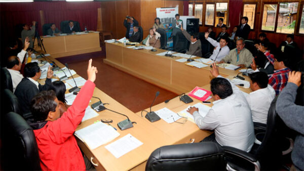 Consejo Regional de Áncash inicia vacancia contra Martín Espinal por inasistencias