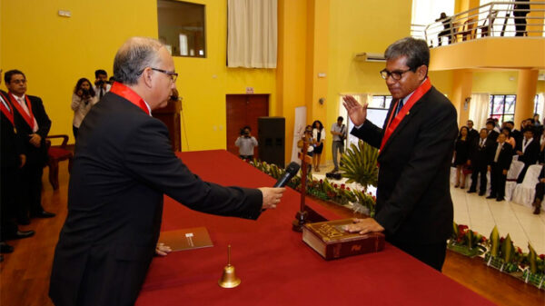 Chimbote: juez toma juramento «por la plata» a jefe de la Odecma