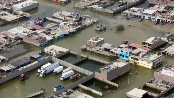 Inundación en Huarmey dejó la ciudad bajo el agua tras el desborde del río durante El Niño costero
