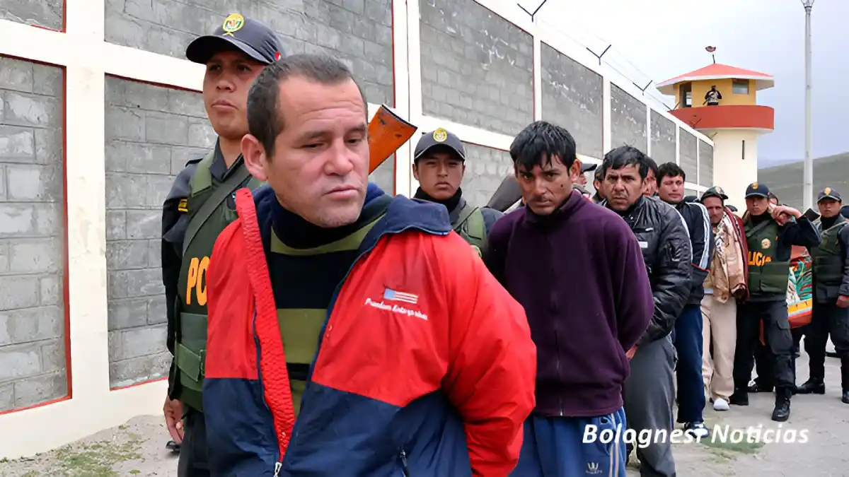 INPE traslada 47 internos a penales de máxima seguridad de Cochamarca y Challapalca para reforzar la seguridad penitenciaria.