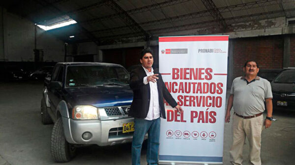 Pronabi asigna a municipios vehículos incautados.