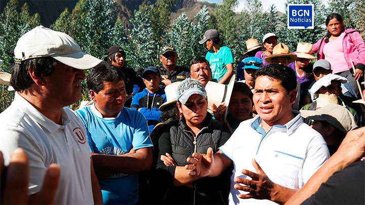 Pampasinos hicieron retroceder al alcalde Manuel Hidalgo