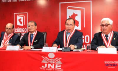 Pleno del JNE vacó a 63 autoridades municipales y regionales en el 2019
