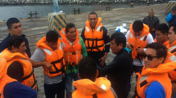 Sernanp capacita a pescadores de Chimbote para supervivencia en el mar