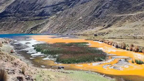 Contaminación por relaves mineros afecta fuentes de agua en Pampas, Áncash