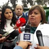 Zulema Tomás renuncia al Minsa y ofrece declaraciones a la prensa tras acusaciones de nepotismo.