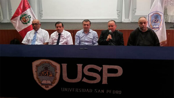 Universidad San Pedro anuncia fusión