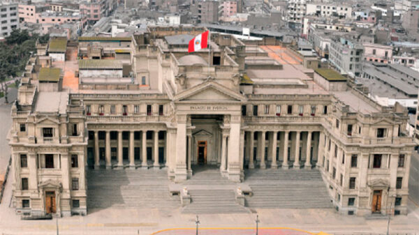 Poder Judicial suspende labores y plazos en procesos judiciales