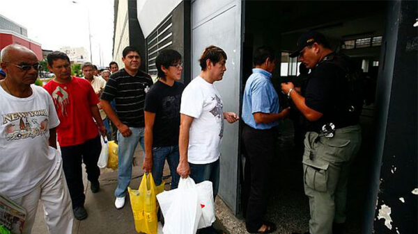 Coronavirus: Restringen por 30 días visitas en 68 penales del país