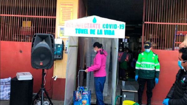 cámaras desinfectan el aire y no personas