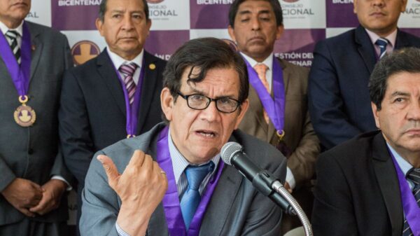 Cuarentena hasta fines de abril en Perú