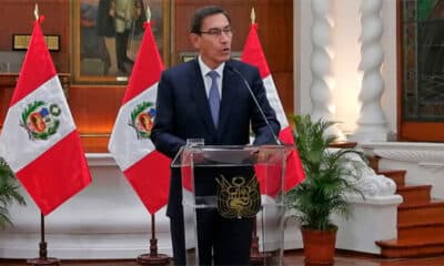 Martín Vizcarra convoca a elecciones