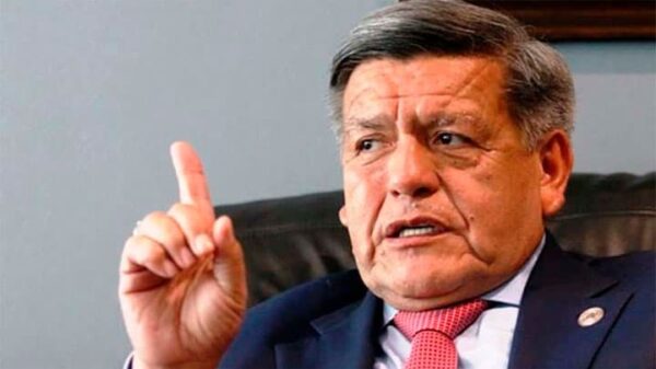 Cesar Acuña Peralta