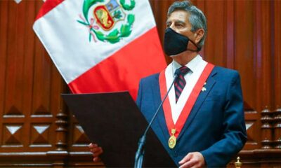 Francisco Sagasti asume la presidencia y busca restaurar la calma