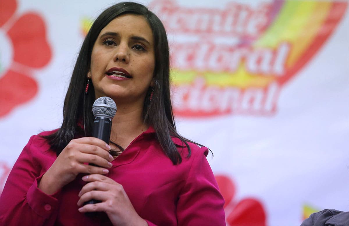 Verónika Mendoza condena al Gobierno por medidas autoritarias