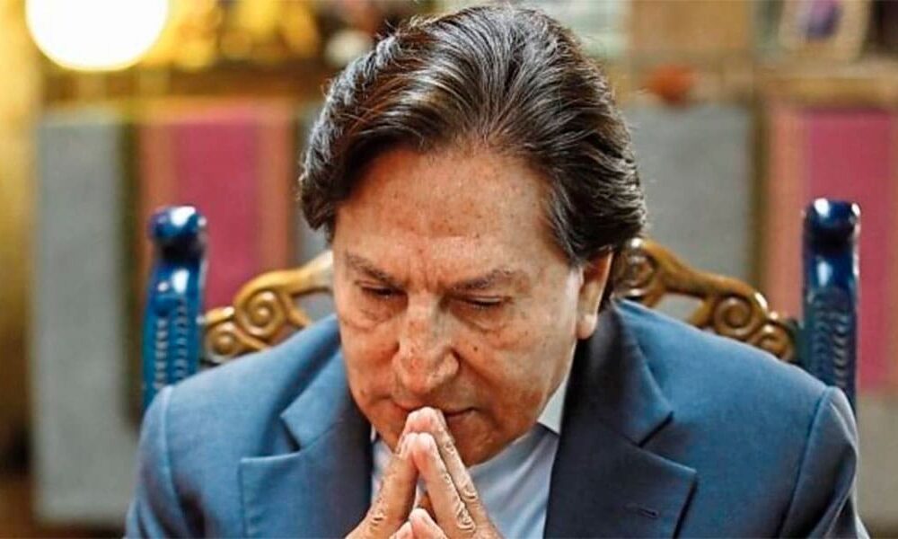 Alejandro Toledo vuelve al Perú extraditado