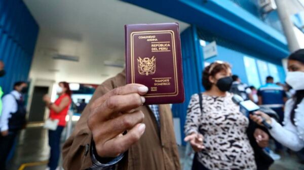 Migraciones emitirá pasaportes con vigencia de 10 años.