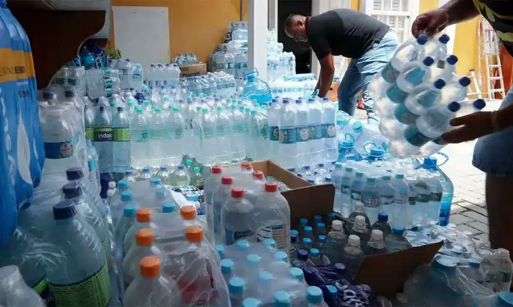 Agua y alimentos por Perú Compras