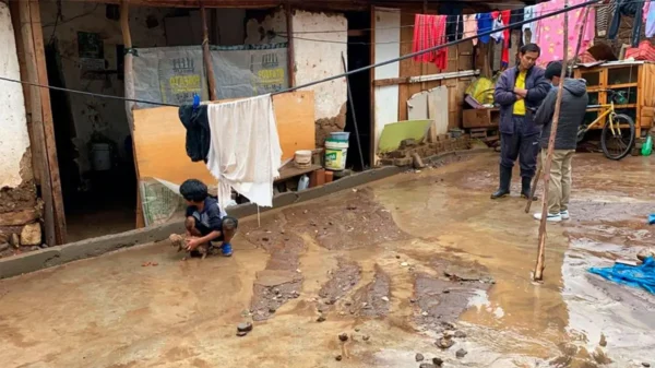 Estado de emergencia en 96 distritos por intensas lluvias