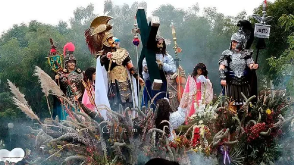 Uso de flora en procesiones de semana santa en Huaraz