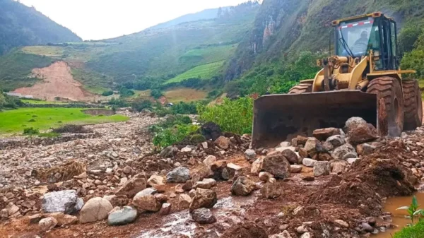 Vías interrumpidas en Pallasca por lluvias