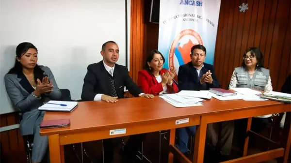 Autoridades regionales de Áncash acuerdan mejorar represa de «Pelagatos»