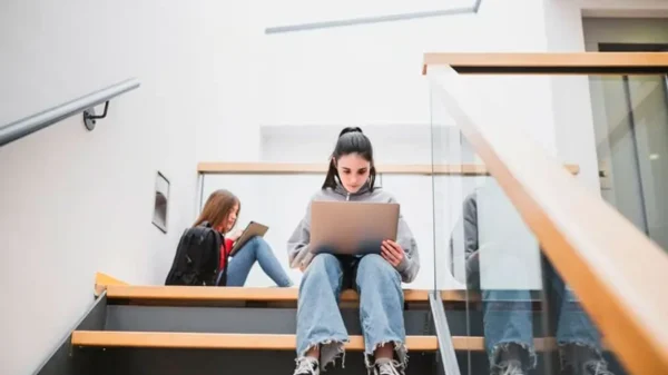 En el Perú la mayoría, lee contenidos digitales