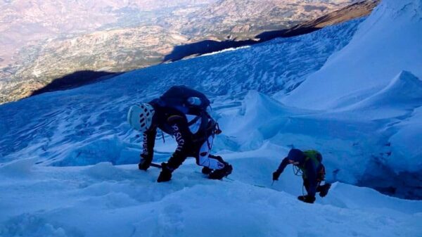 Un guía de montaña muere en ascenso al nevado Huascaran