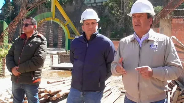 Contraloría alerta deficiencias en etapa II del terminal terrestre de Cabana