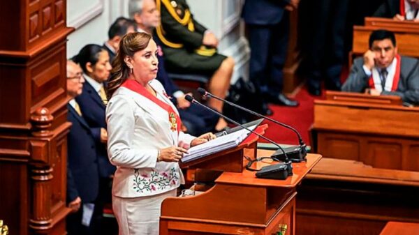 Dina Boluarte pide unidad a los peruanos