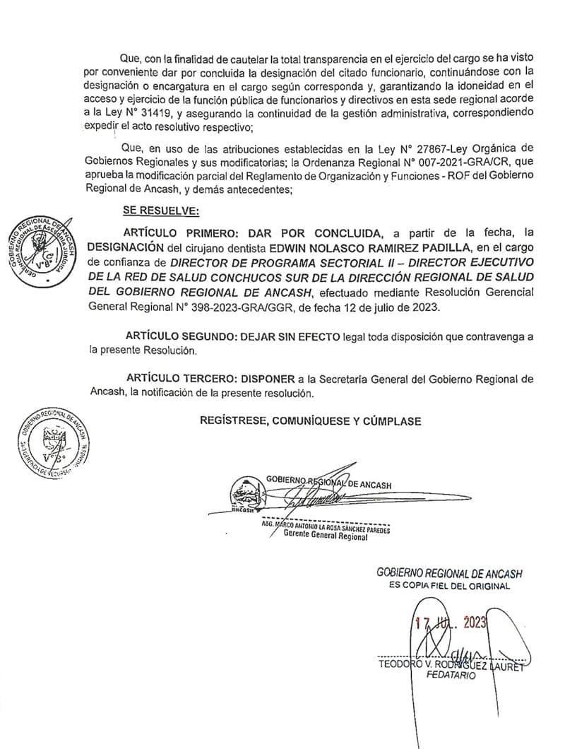 Resolución GORE Áncash cesando a director ejecutivo de la Red de Salud Conchucos