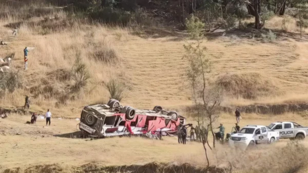 Accidente de bus Turismo Andino en San Luis Áncash dejó 13 fallecidos tras caída a abismo