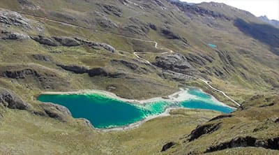 Laguna gatita en Pampas, Pallasca, Áncash