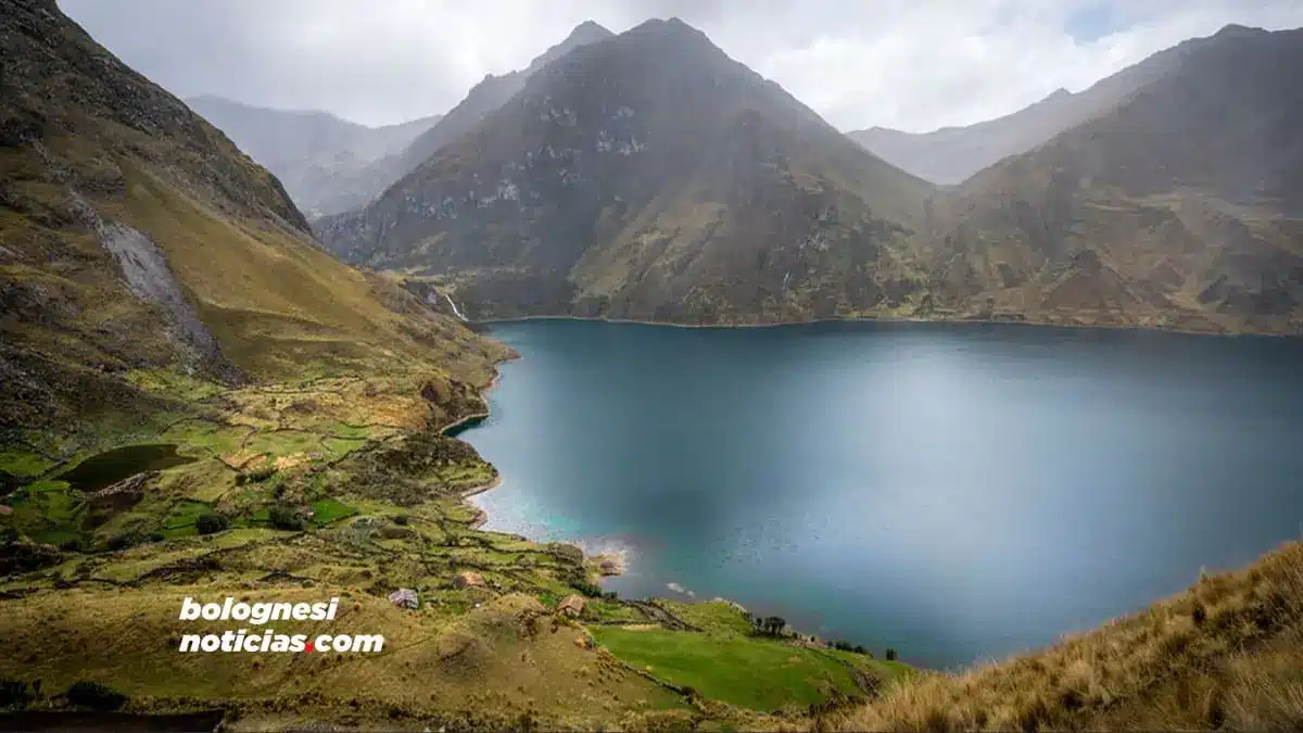 Laguna Pelagatos en Pampas, Pallasca, la más grande Áncash