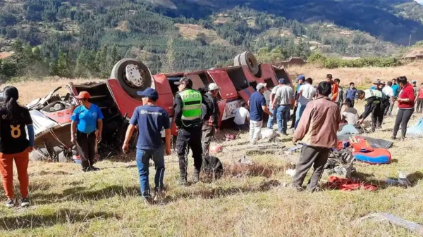 Sutran sanciona a Turismo Andino y suspende servicio tras muerte de 13 pasajeros en Áncash