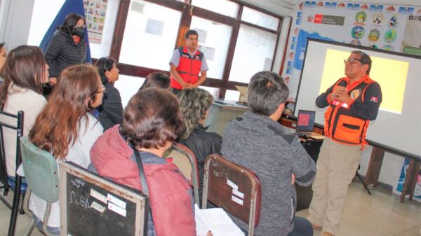 Charla de riesgo de desastres en DRE Áncash