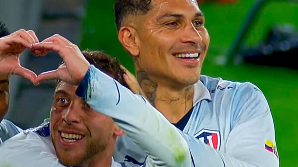 Paolo Guerrero convirtió dos goles para LDU.