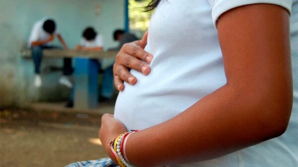 Embarazo adolescente, pese a que mayoría de jóvenes peruanos usan anticonceptivos