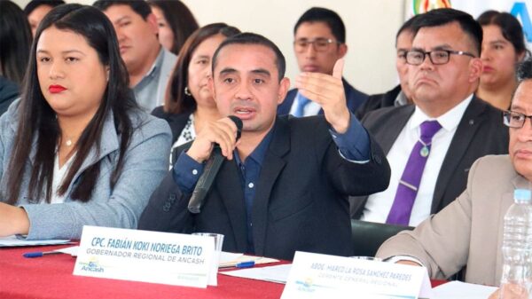 Gobernador de Áncash denunciado de liderar una organización criminal