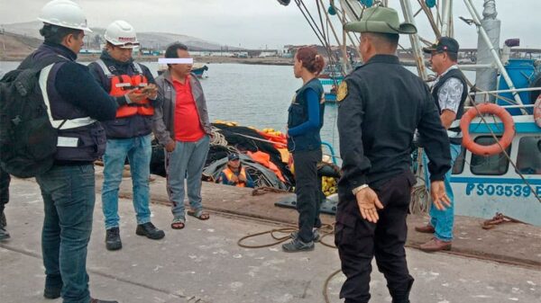 Incautan embargación en Chimbote por realizar pesca ilegal