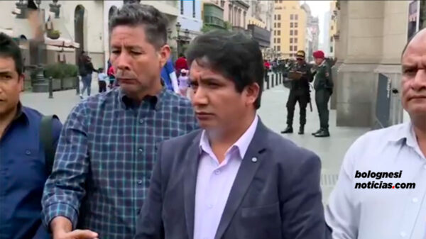 Álcaldes no son recibidos por Presidenta Dina Boluarte.