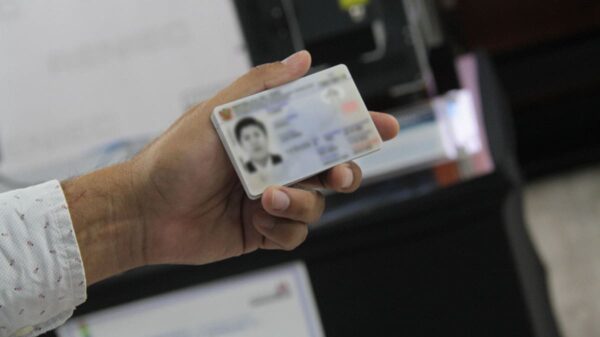 Reniec entregará DNIe a 30 soles