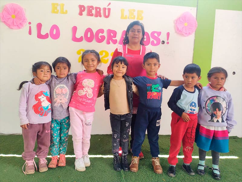 Niños del Centro Poblado Poyor ganadores de «El Perú Lee» 2023