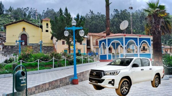 Denuncian desaparición de camioneta de la comuna huandovalina 