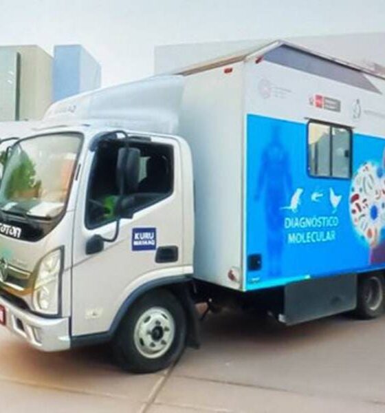 laboratorio móvil del INS en Casma apoya lucha contra el dengue.