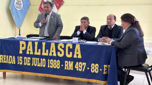 UGEL Pallasca tolera a director acusado de maltrato a escolares.