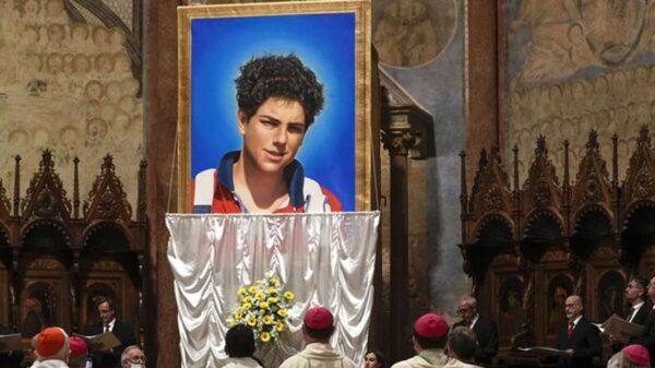 Un milagro digital: Carlo Acutis y su camino hacia la santidad.