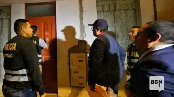 Fiscalía allana inmuebles asociados a congresista Darwin Espinoza.