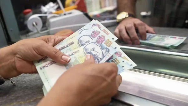 Congreso: proponen aumentar el sueldo mínimo a S/. 1500